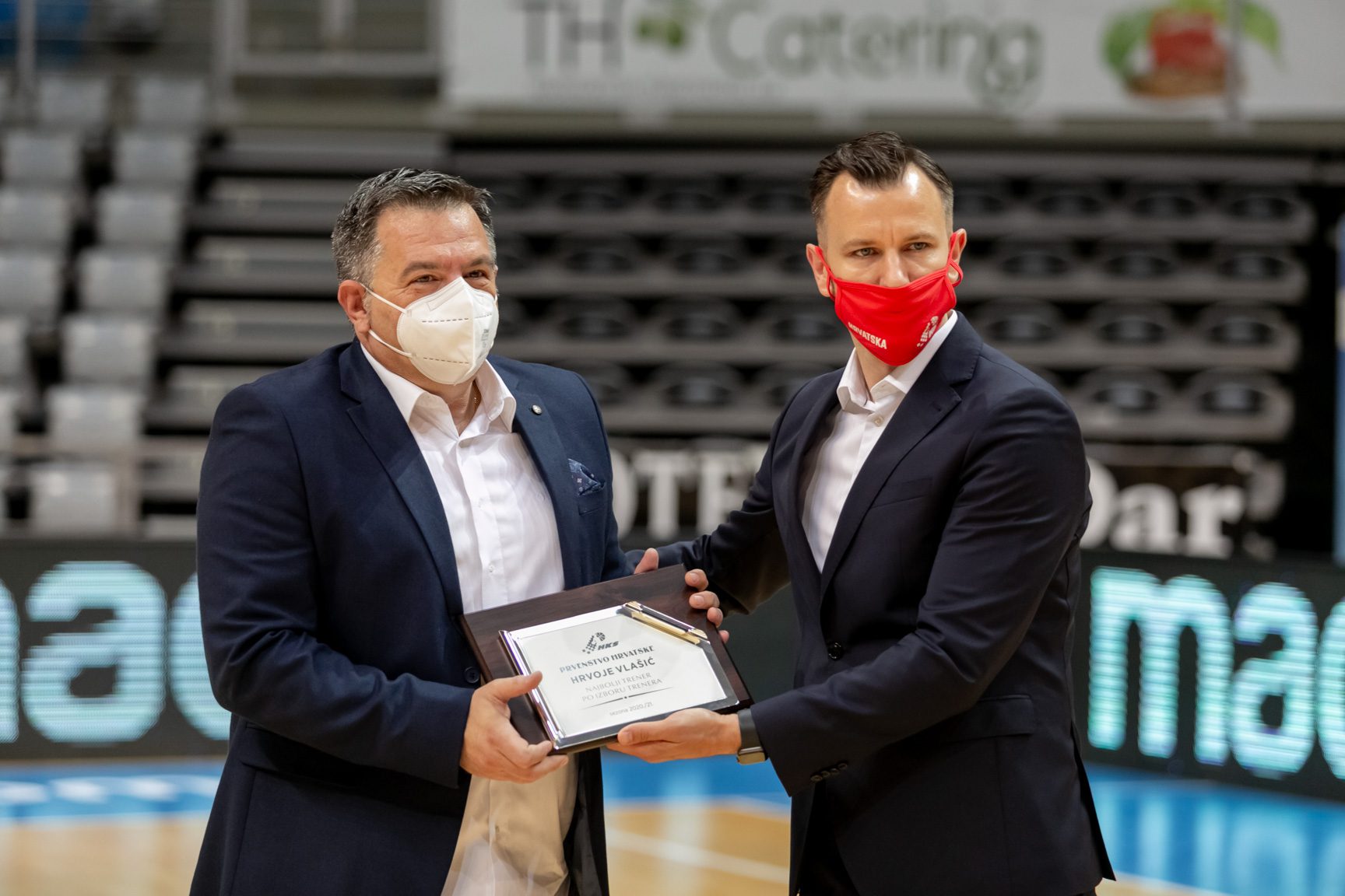 Vlašić najbolji trener, Širko MVP, priznanja Varenceu, Mikoviću i Kapusti