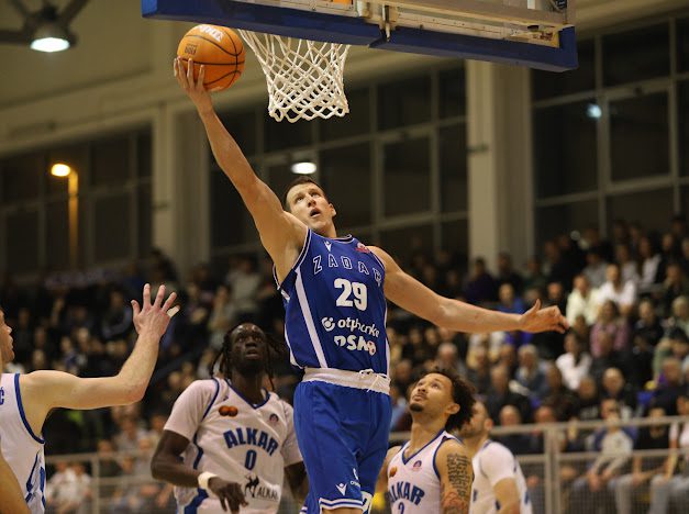 FAVBET Premijer liga: Zadar u teškoj utakmici slavio protiv Alkara